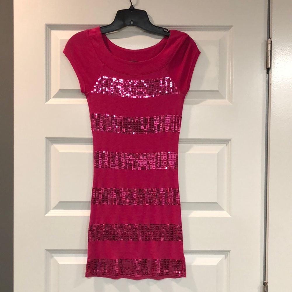 EUC Fun hot pink express tunic with sequin stripes XS